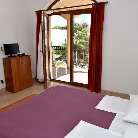 House Dubai Gasthuis 4*