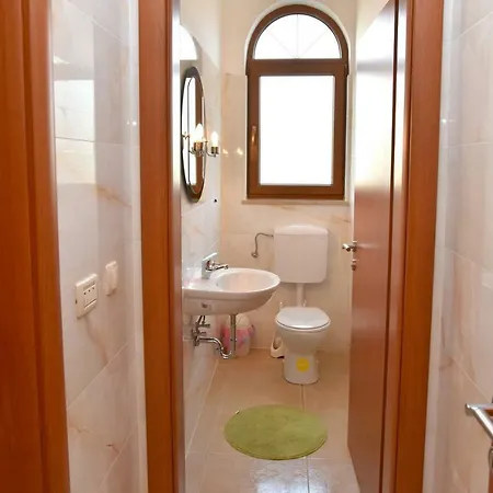 Konukevi House Dubai Trogir