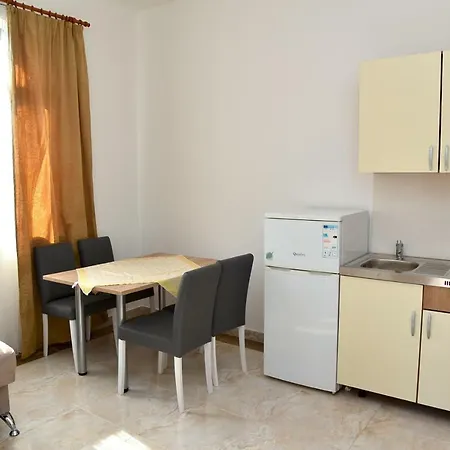 House Dubai Trogir