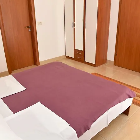 House Dubai Trogir