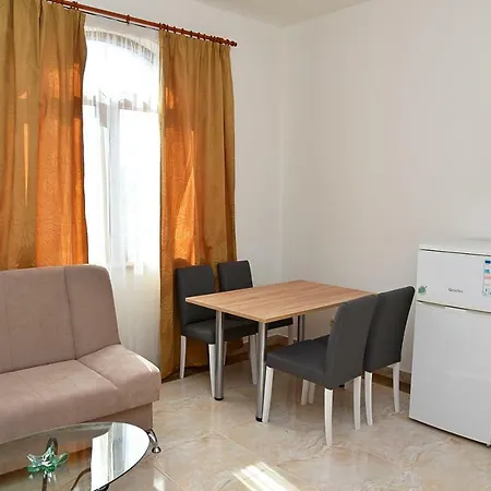 House Dubai 4* Trogir